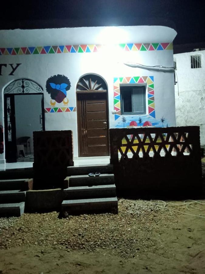 Onaty Narty Guest House Assuan Exterior foto